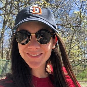 Meet your Posher, Sam